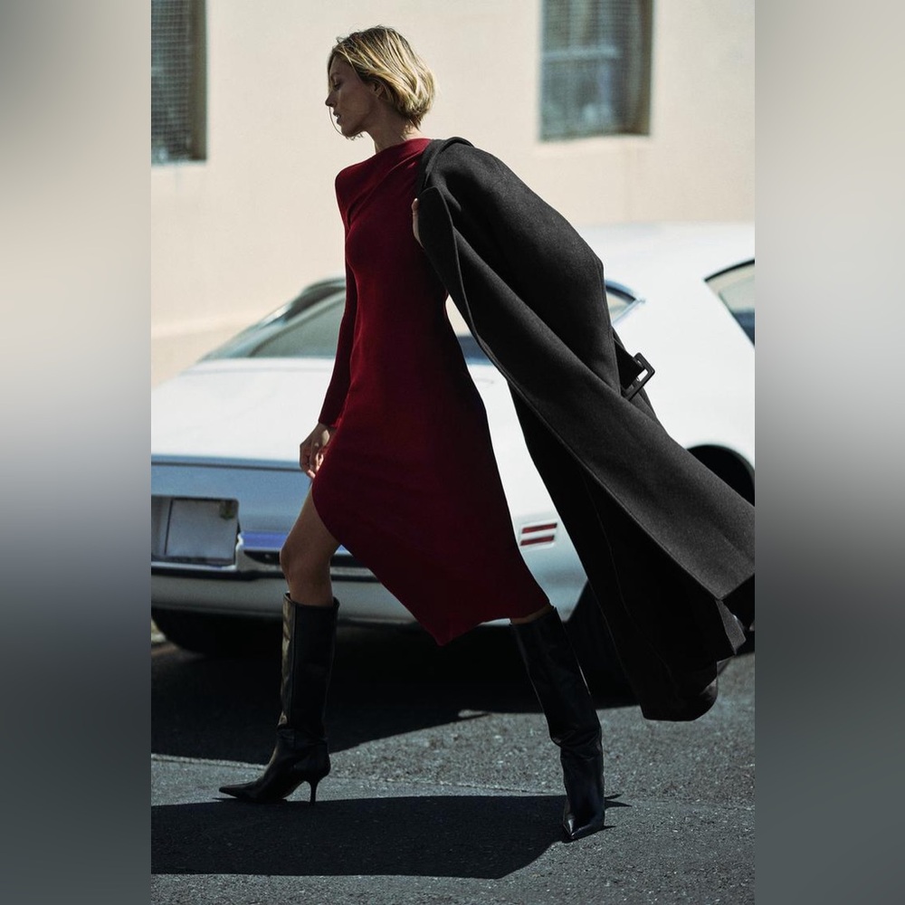 Zara dress size M, color burgundy or red
